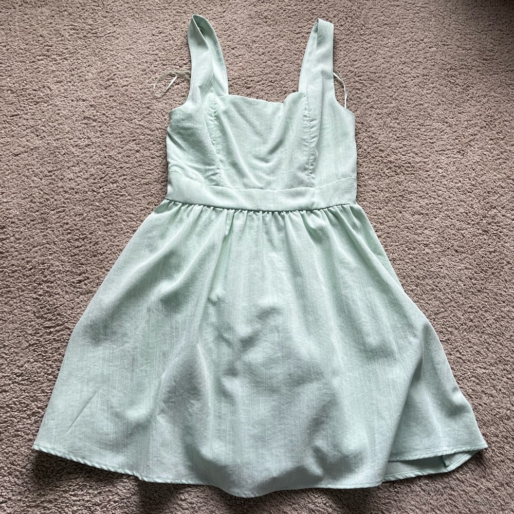 NWT Francesca’s/ Blue Rain Mini Flowy Dress
